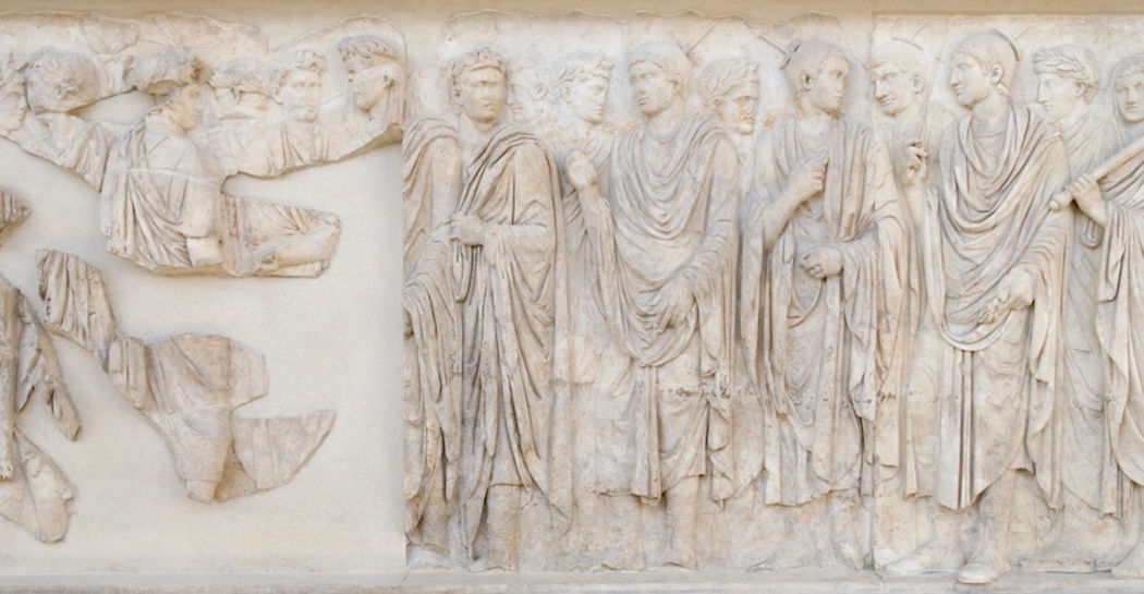 Ara Pacis Augustae, particolare della Processione meridionale (attuale lato orientale) Ara Pacis Augustae, particolare della Processione meridionale (attuale lato orientale)